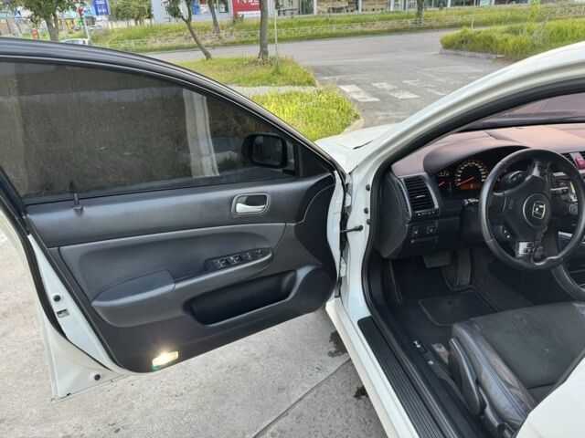Білий Хонда Аккорд, об'ємом двигуна 2.4 л та пробігом 274 тис. км за 7650 $, фото 17 на Automoto.ua