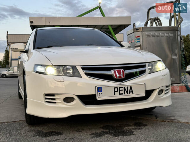 Белый Хонда Аккорд, объемом двигателя 2.35 л и пробегом 274 тыс. км за 7300 $, фото 3 на Automoto.ua