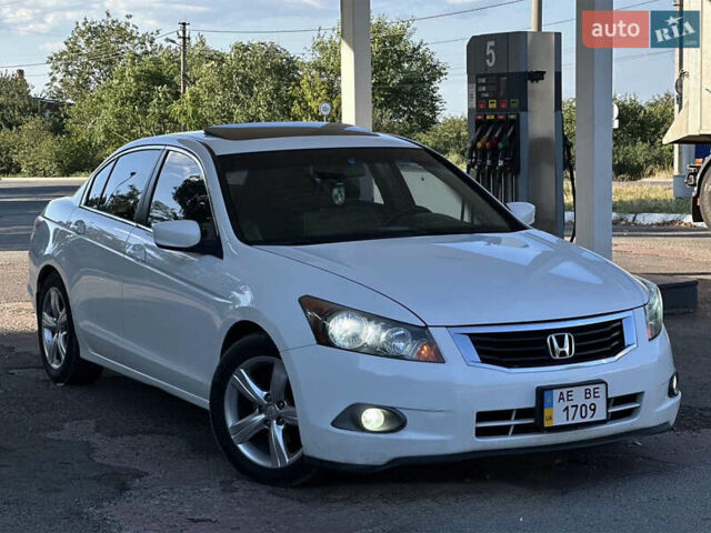 Білий Хонда Аккорд, об'ємом двигуна 2.35 л та пробігом 267 тис. км за 8500 $, фото 1 на Automoto.ua