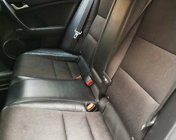 Белый Хонда Аккорд, объемом двигателя 2.35 л и пробегом 118 тыс. км за 12500 $, фото 21 на Automoto.ua