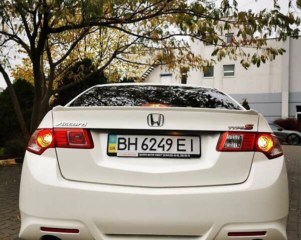 Белый Хонда Аккорд, объемом двигателя 2.35 л и пробегом 118 тыс. км за 12500 $, фото 12 на Automoto.ua