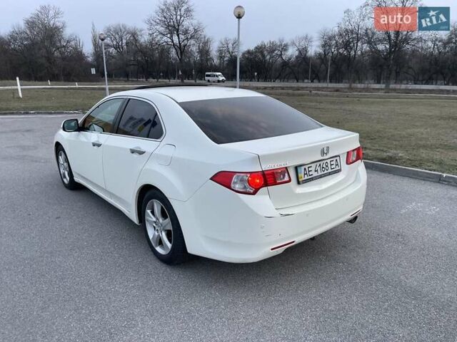 Білий Хонда Аккорд, об'ємом двигуна 2 л та пробігом 213 тис. км за 7800 $, фото 10 на Automoto.ua