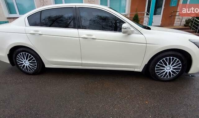 Білий Хонда Аккорд, об'ємом двигуна 2.35 л та пробігом 219 тис. км за 8500 $, фото 10 на Automoto.ua