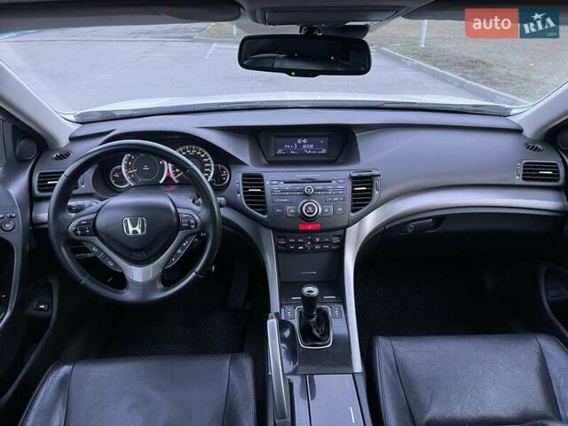 Білий Хонда Аккорд, об'ємом двигуна 2 л та пробігом 213 тис. км за 7800 $, фото 17 на Automoto.ua