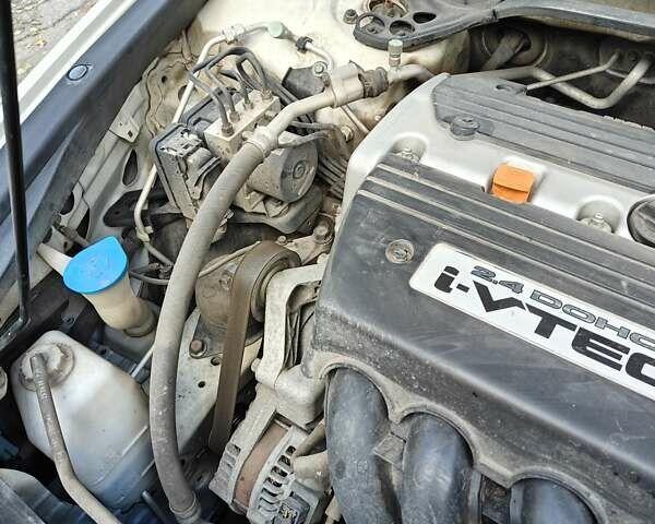 Білий Хонда Аккорд, об'ємом двигуна 2.35 л та пробігом 127 тис. км за 11500 $, фото 20 на Automoto.ua