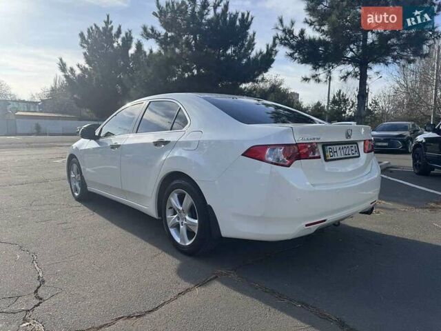Білий Хонда Аккорд, об'ємом двигуна 2 л та пробігом 192 тис. км за 8900 $, фото 5 на Automoto.ua