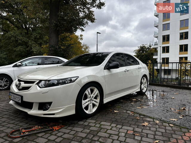Білий Хонда Аккорд, об'ємом двигуна 2.4 л та пробігом 190 тис. км за 8800 $, фото 11 на Automoto.ua