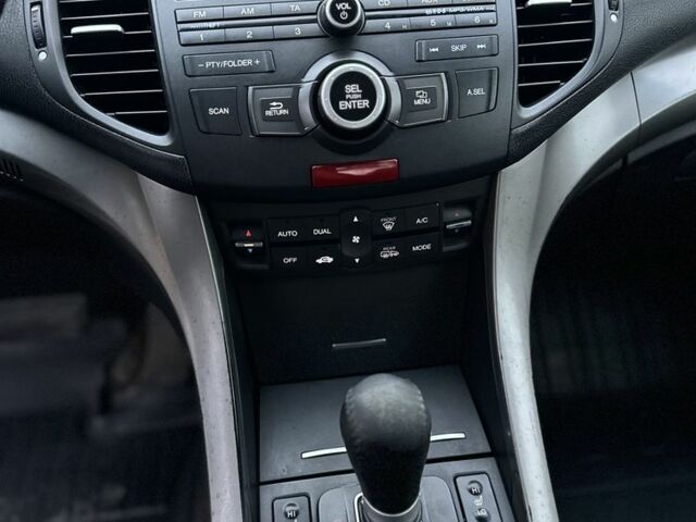 Белый Хонда Аккорд, объемом двигателя 2 л и пробегом 735 тыс. км за 6999 $, фото 16 на Automoto.ua