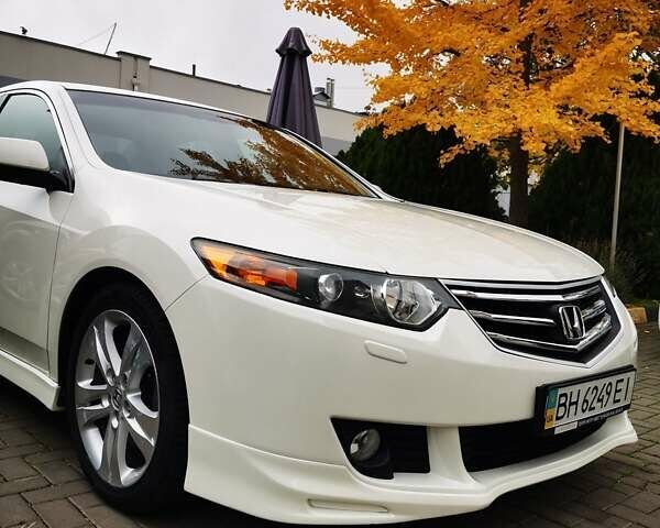 Белый Хонда Аккорд, объемом двигателя 2.35 л и пробегом 118 тыс. км за 12500 $, фото 5 на Automoto.ua