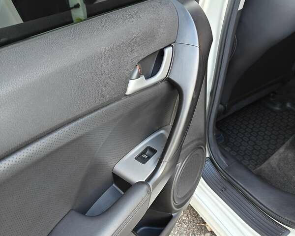 Білий Хонда Аккорд, об'ємом двигуна 2.35 л та пробігом 127 тис. км за 11500 $, фото 7 на Automoto.ua