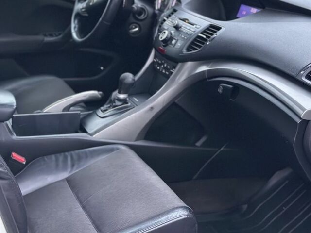 Белый Хонда Аккорд, объемом двигателя 2 л и пробегом 735 тыс. км за 6999 $, фото 8 на Automoto.ua