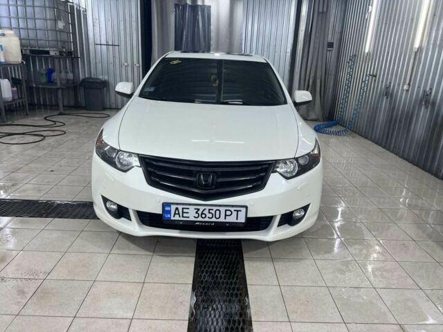 Белый Хонда Аккорд, объемом двигателя 2 л и пробегом 198 тыс. км за 10700 $, фото 13 на Automoto.ua