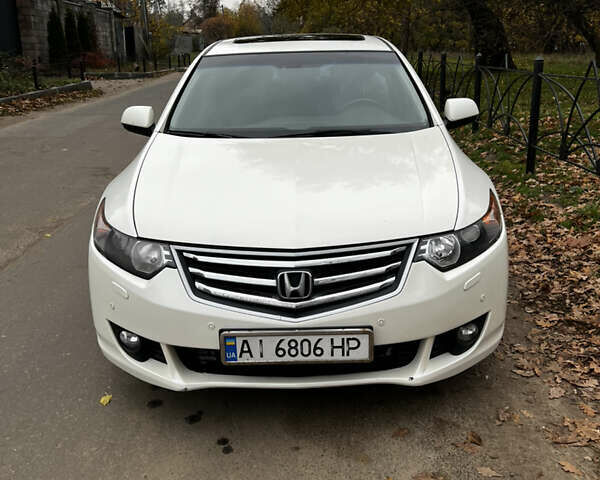 Белый Хонда Аккорд, объемом двигателя 2.35 л и пробегом 226 тыс. км за 9000 $, фото 3 на Automoto.ua