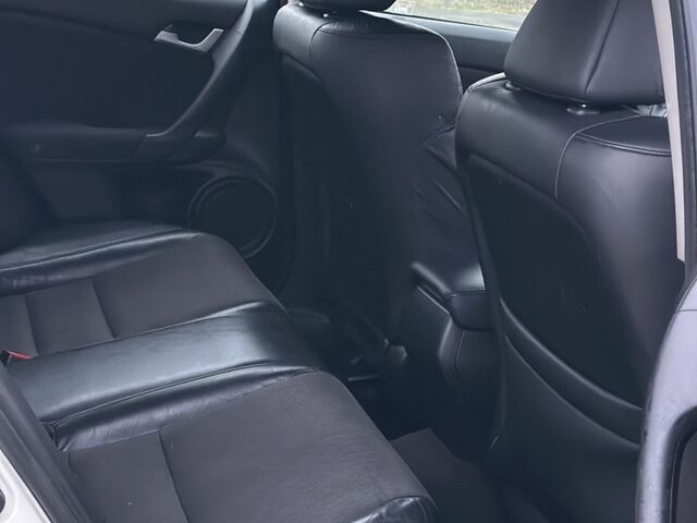 Белый Хонда Аккорд, объемом двигателя 2 л и пробегом 735 тыс. км за 6999 $, фото 13 на Automoto.ua