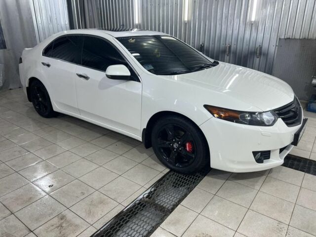 Белый Хонда Аккорд, объемом двигателя 2 л и пробегом 198 тыс. км за 10700 $, фото 15 на Automoto.ua