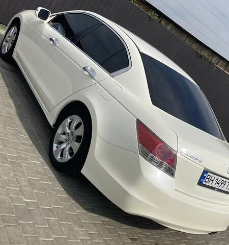 Белый Хонда Аккорд, объемом двигателя 2.35 л и пробегом 124 тыс. км за 9400 $, фото 3 на Automoto.ua