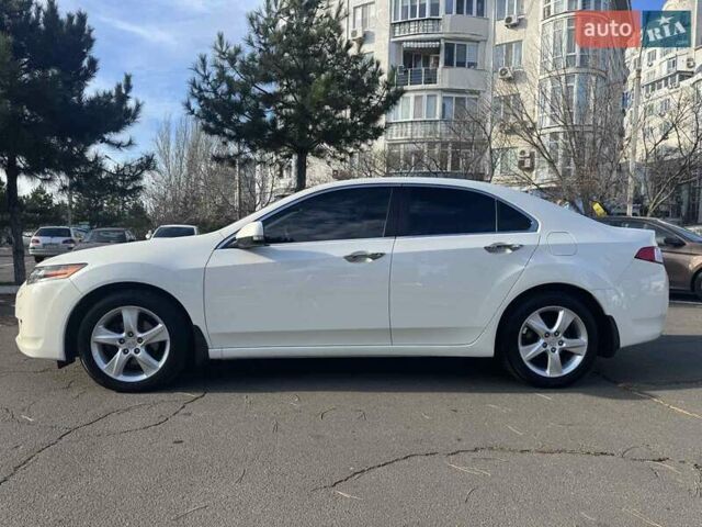 Білий Хонда Аккорд, об'ємом двигуна 2 л та пробігом 192 тис. км за 8900 $, фото 4 на Automoto.ua