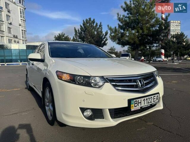 Білий Хонда Аккорд, об'ємом двигуна 2 л та пробігом 192 тис. км за 8900 $, фото 1 на Automoto.ua
