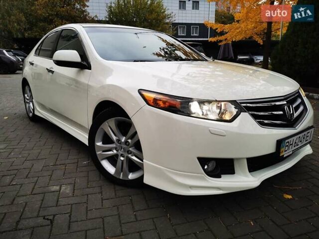 Белый Хонда Аккорд, объемом двигателя 2.35 л и пробегом 118 тыс. км за 12500 $, фото 10 на Automoto.ua