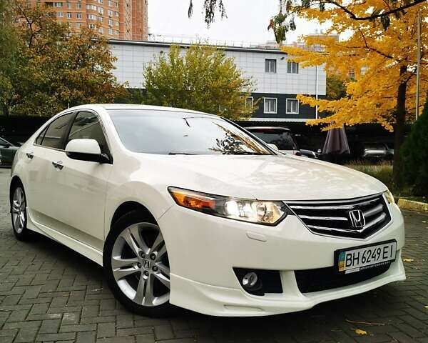 Белый Хонда Аккорд, объемом двигателя 2.35 л и пробегом 118 тыс. км за 12500 $, фото 11 на Automoto.ua