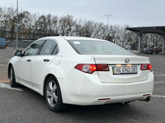 Белый Хонда Аккорд, объемом двигателя 2 л и пробегом 735 тыс. км за 6999 $, фото 5 на Automoto.ua