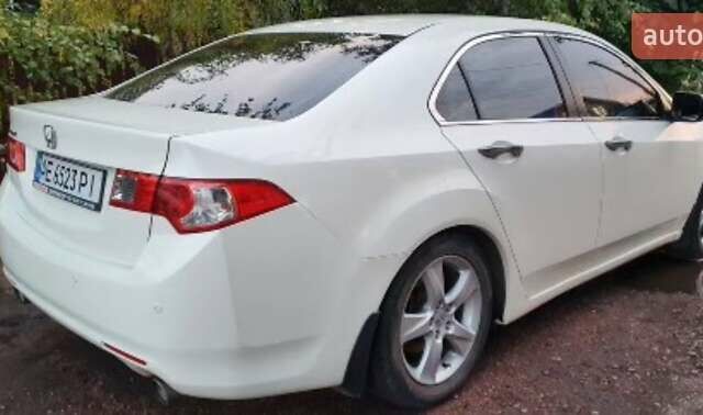 Белый Хонда Аккорд, объемом двигателя 2.4 л и пробегом 162 тыс. км за 12200 $, фото 4 на Automoto.ua