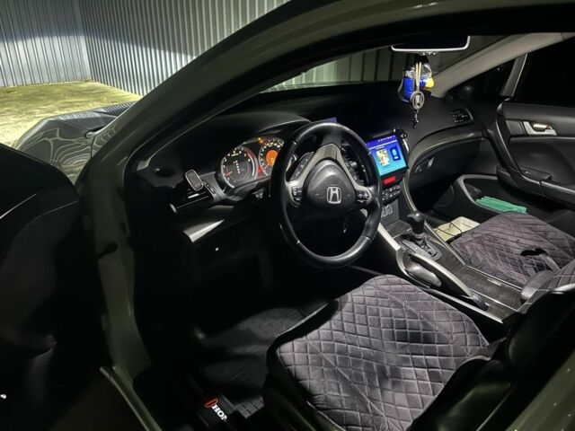 Белый Хонда Аккорд, объемом двигателя 2 л и пробегом 198 тыс. км за 10700 $, фото 1 на Automoto.ua