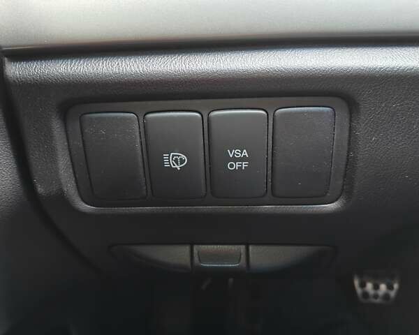 Білий Хонда Аккорд, об'ємом двигуна 2.35 л та пробігом 127 тис. км за 11500 $, фото 28 на Automoto.ua