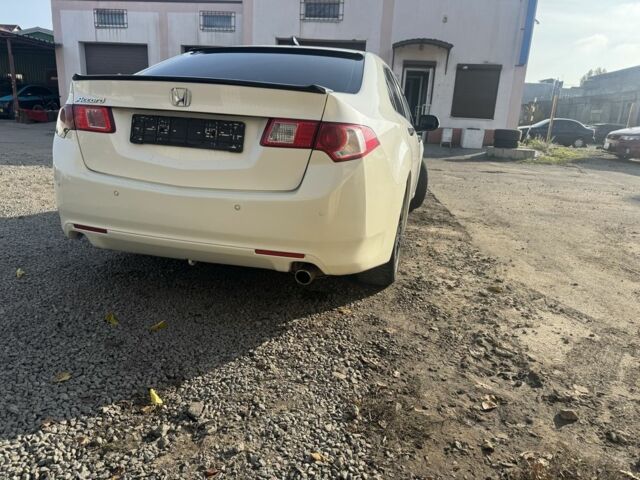 Белый Хонда Аккорд, объемом двигателя 2 л и пробегом 204 тыс. км за 4850 $, фото 3 на Automoto.ua