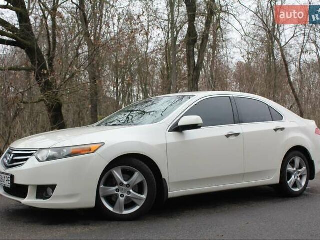 Белый Хонда Аккорд, объемом двигателя 2 л и пробегом 189 тыс. км за 9800 $, фото 32 на Automoto.ua