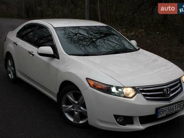 Белый Хонда Аккорд, объемом двигателя 2 л и пробегом 189 тыс. км за 9800 $, фото 7 на Automoto.ua