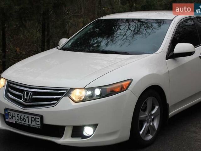 Белый Хонда Аккорд, объемом двигателя 2 л и пробегом 189 тыс. км за 9800 $, фото 13 на Automoto.ua