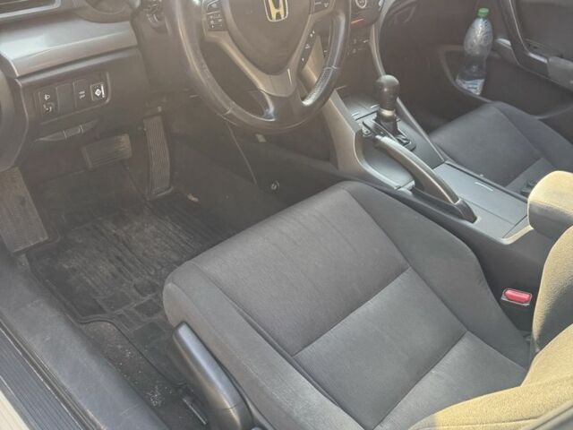 Белый Хонда Аккорд, объемом двигателя 2 л и пробегом 204 тыс. км за 4850 $, фото 9 на Automoto.ua