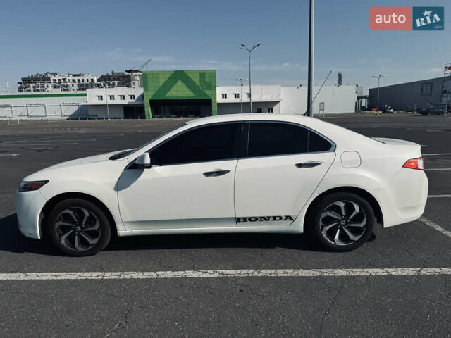 Белый Хонда Аккорд, объемом двигателя 2.2 л и пробегом 291 тыс. км за 8800 $, фото 6 на Automoto.ua