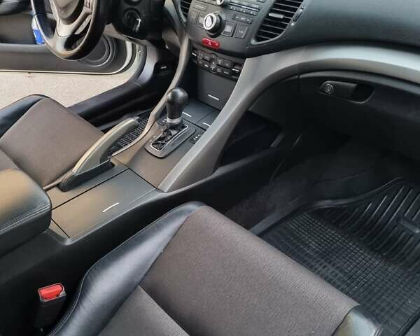 Білий Хонда Аккорд, об'ємом двигуна 2.4 л та пробігом 124 тис. км за 7700 $, фото 16 на Automoto.ua