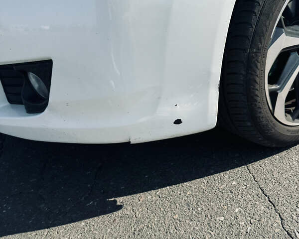 Белый Хонда Аккорд, объемом двигателя 2.2 л и пробегом 291 тыс. км за 8800 $, фото 32 на Automoto.ua