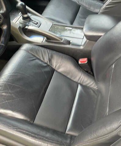 Белый Хонда Аккорд, объемом двигателя 2.35 л и пробегом 210 тыс. км за 10300 $, фото 10 на Automoto.ua