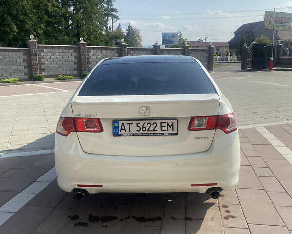 Белый Хонда Аккорд, объемом двигателя 2.35 л и пробегом 210 тыс. км за 10300 $, фото 7 на Automoto.ua