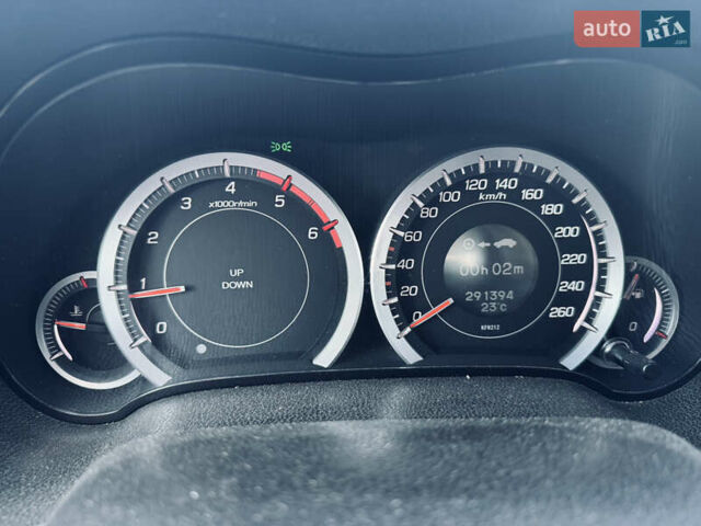 Белый Хонда Аккорд, объемом двигателя 2.2 л и пробегом 291 тыс. км за 8800 $, фото 25 на Automoto.ua