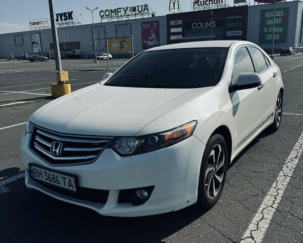 Белый Хонда Аккорд, объемом двигателя 2.2 л и пробегом 291 тыс. км за 8800 $, фото 2 на Automoto.ua