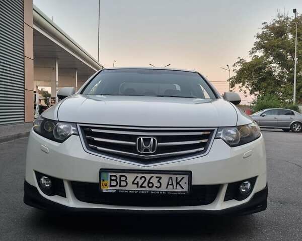 Білий Хонда Аккорд, об'ємом двигуна 2.4 л та пробігом 124 тис. км за 7700 $, фото 7 на Automoto.ua