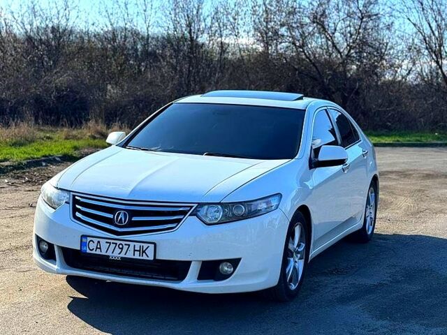 Білий Хонда Аккорд, об'ємом двигуна 2.4 л та пробігом 262 тис. км за 9750 $, фото 2 на Automoto.ua