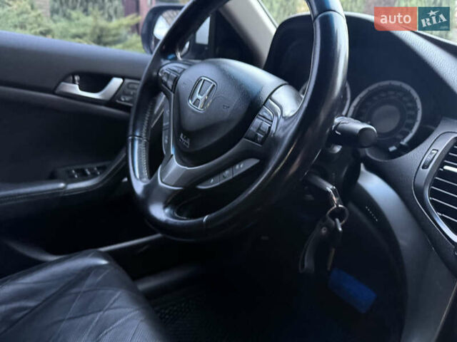 Белый Хонда Аккорд, объемом двигателя 2 л и пробегом 123 тыс. км за 11999 $, фото 20 на Automoto.ua