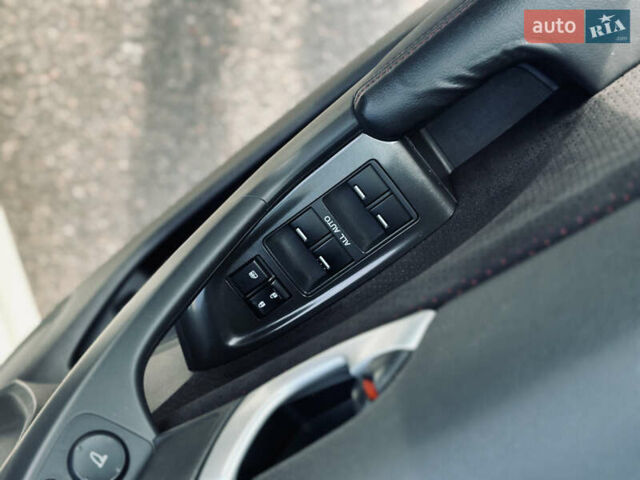 Білий Хонда Аккорд, об'ємом двигуна 2.35 л та пробігом 156 тис. км за 9999 $, фото 21 на Automoto.ua