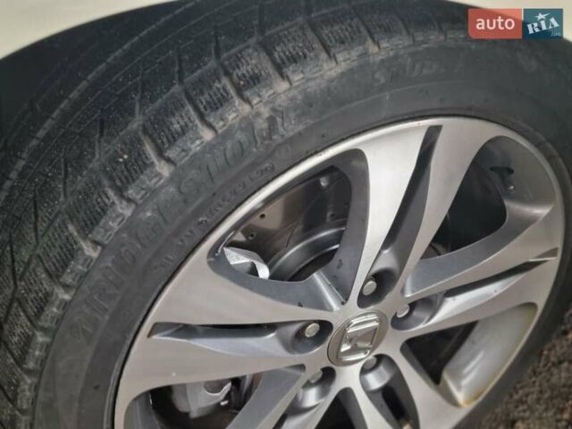 Білий Хонда Аккорд, об'ємом двигуна 2.4 л та пробігом 164 тис. км за 10950 $, фото 2 на Automoto.ua