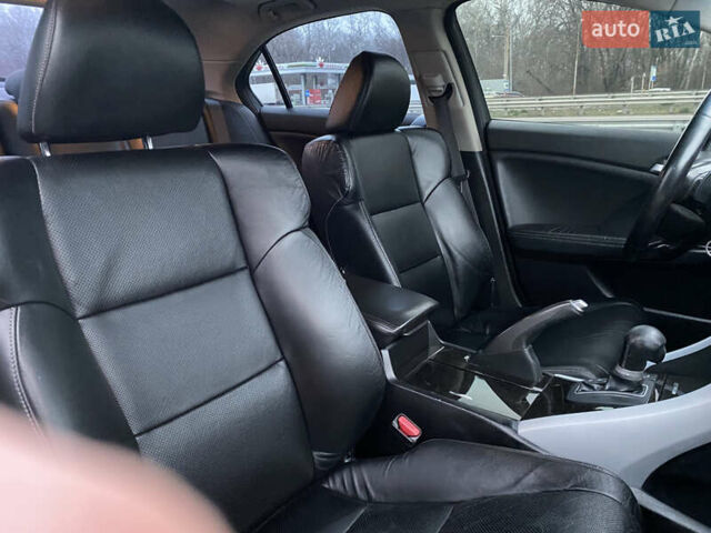 Білий Хонда Аккорд, об'ємом двигуна 2.35 л та пробігом 179 тис. км за 10500 $, фото 36 на Automoto.ua