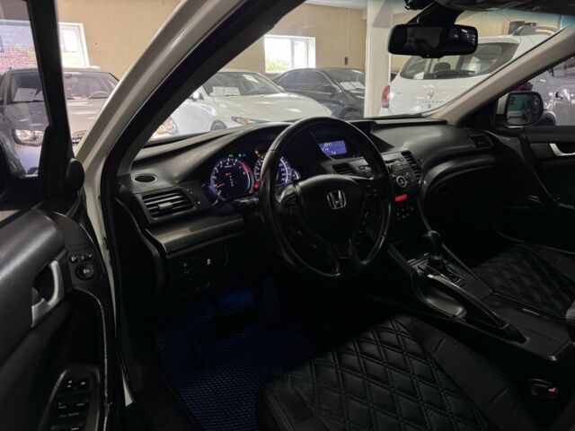 Белый Хонда Аккорд, объемом двигателя 2 л и пробегом 189 тыс. км за 9900 $, фото 10 на Automoto.ua