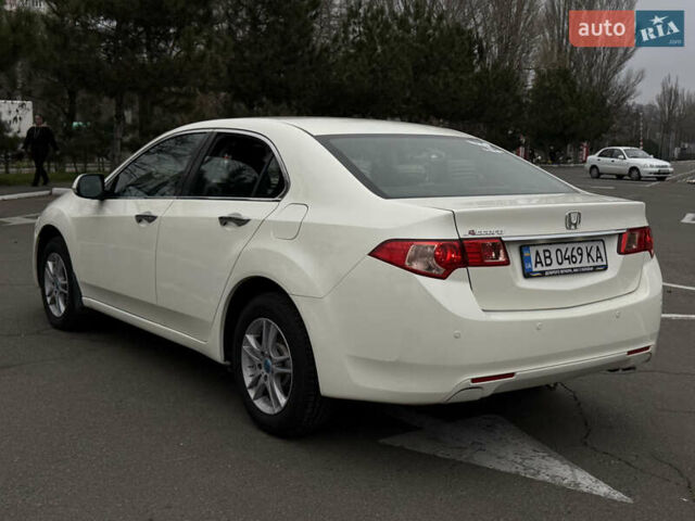 Белый Хонда Аккорд, объемом двигателя 2.2 л и пробегом 170 тыс. км за 10900 $, фото 11 на Automoto.ua