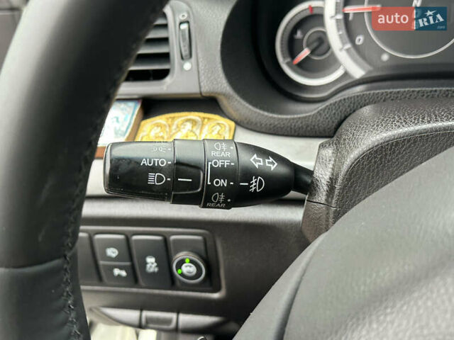 Белый Хонда Аккорд, объемом двигателя 2.4 л и пробегом 227 тыс. км за 9999 $, фото 38 на Automoto.ua
