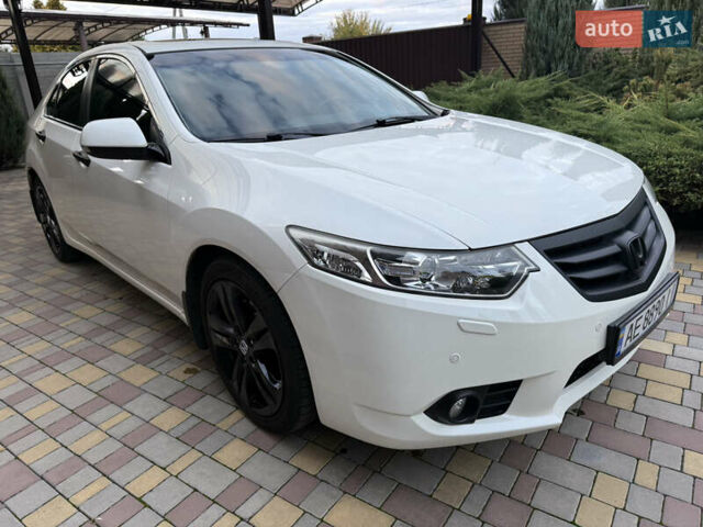 Белый Хонда Аккорд, объемом двигателя 2 л и пробегом 123 тыс. км за 11999 $, фото 3 на Automoto.ua